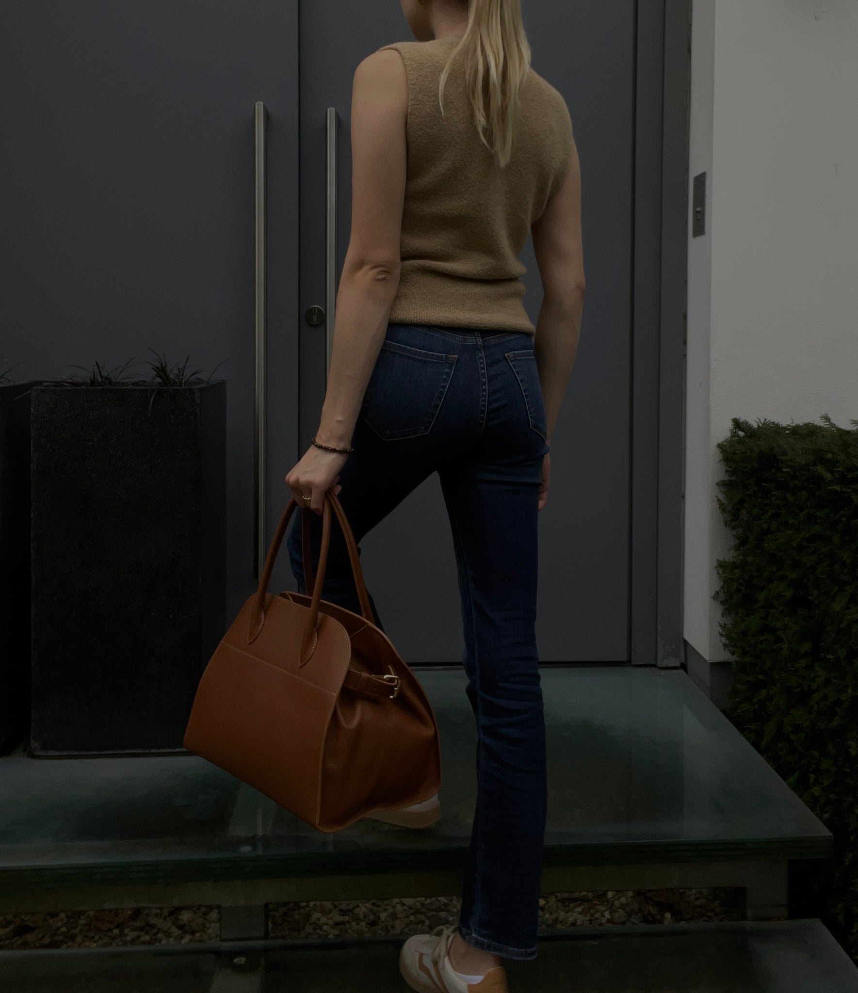 No 285