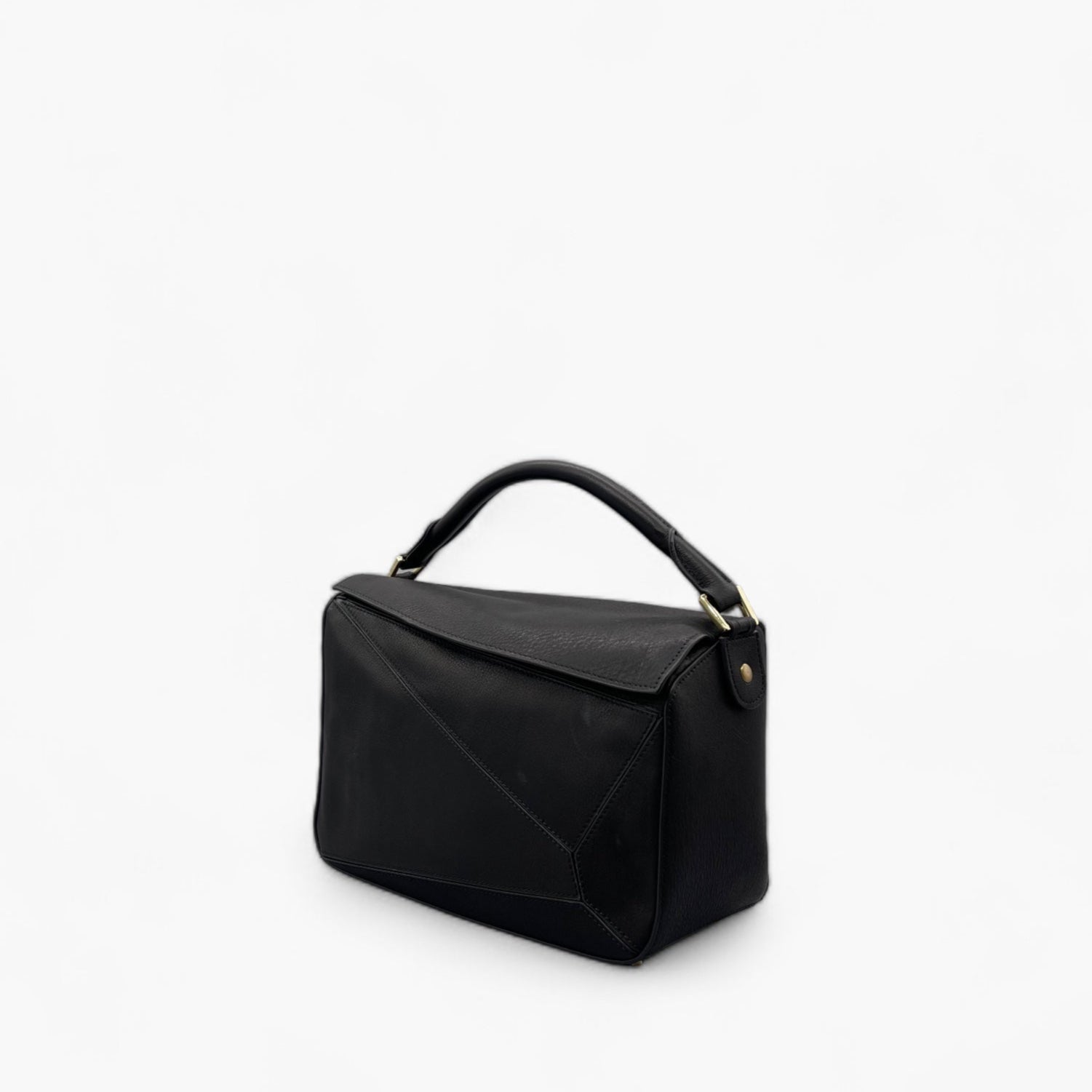 No. 228 Large Crossbody Bag in Black - Italian Leather | Noirblanc